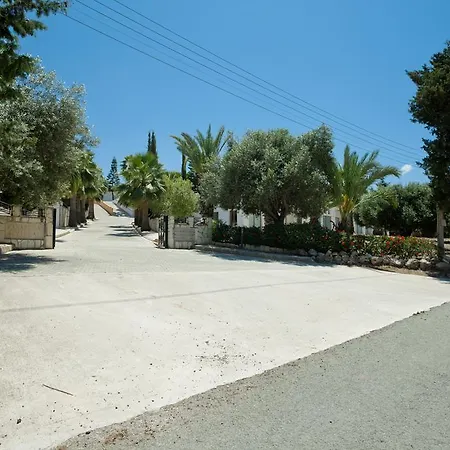 Kleoniki Villa Polis